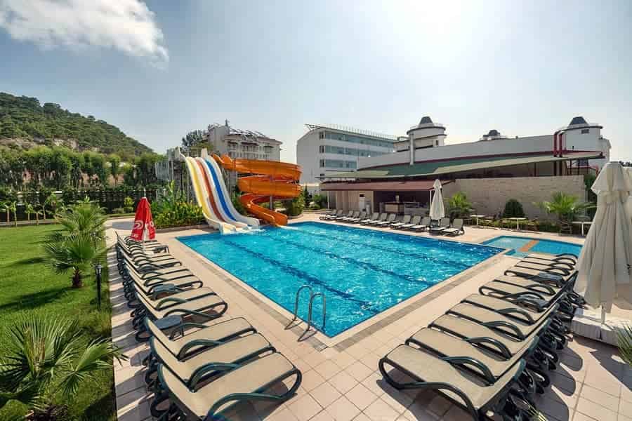 Royal Towers Resort Hotel & Spa